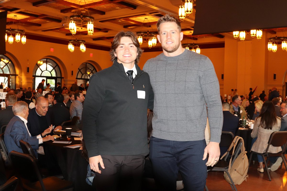BrophyNews's tweet photo. Great morning with @JJWatt of the @AZCardinals at the 2023 Power Breakfast! Thank you to everyone who came out in support of Brophy and the Generations Endowment Campaign for financial aid! Special thanks to our student speaker J.T. Craig '23. More photos: https://t.co/vSozWNo8BP https://t.co/ikoagbzLD0
