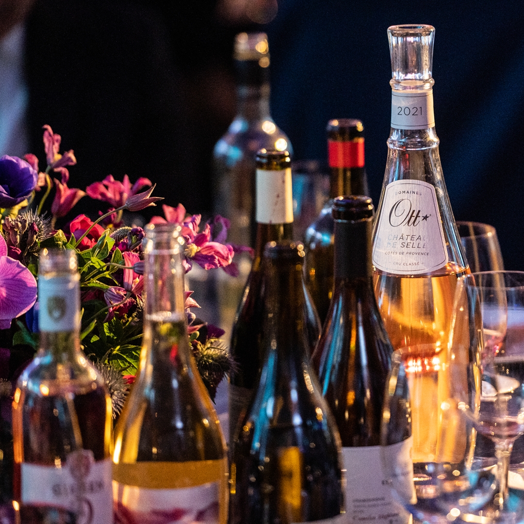 MMD_USA's tweet photo. A memorable night at @WineEnthusiast's #WineStarAwards gala celebrating Domaines Ott*, which received the magazine's "European Winery of the Year" prize—a first for a rosé producer.
#DomainesOtt #ProvenceWine #SavorTheColorsOfTime
📸: @GammaNinePhoto https://t.co/Ugh7pEn8GM