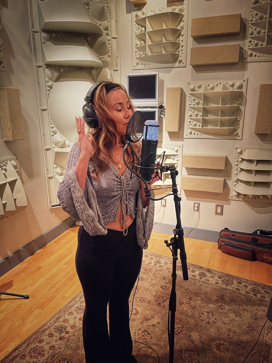 WOW! @HaleyReinhart sining for our film’s soundtrack. Pure magic how this all came together!