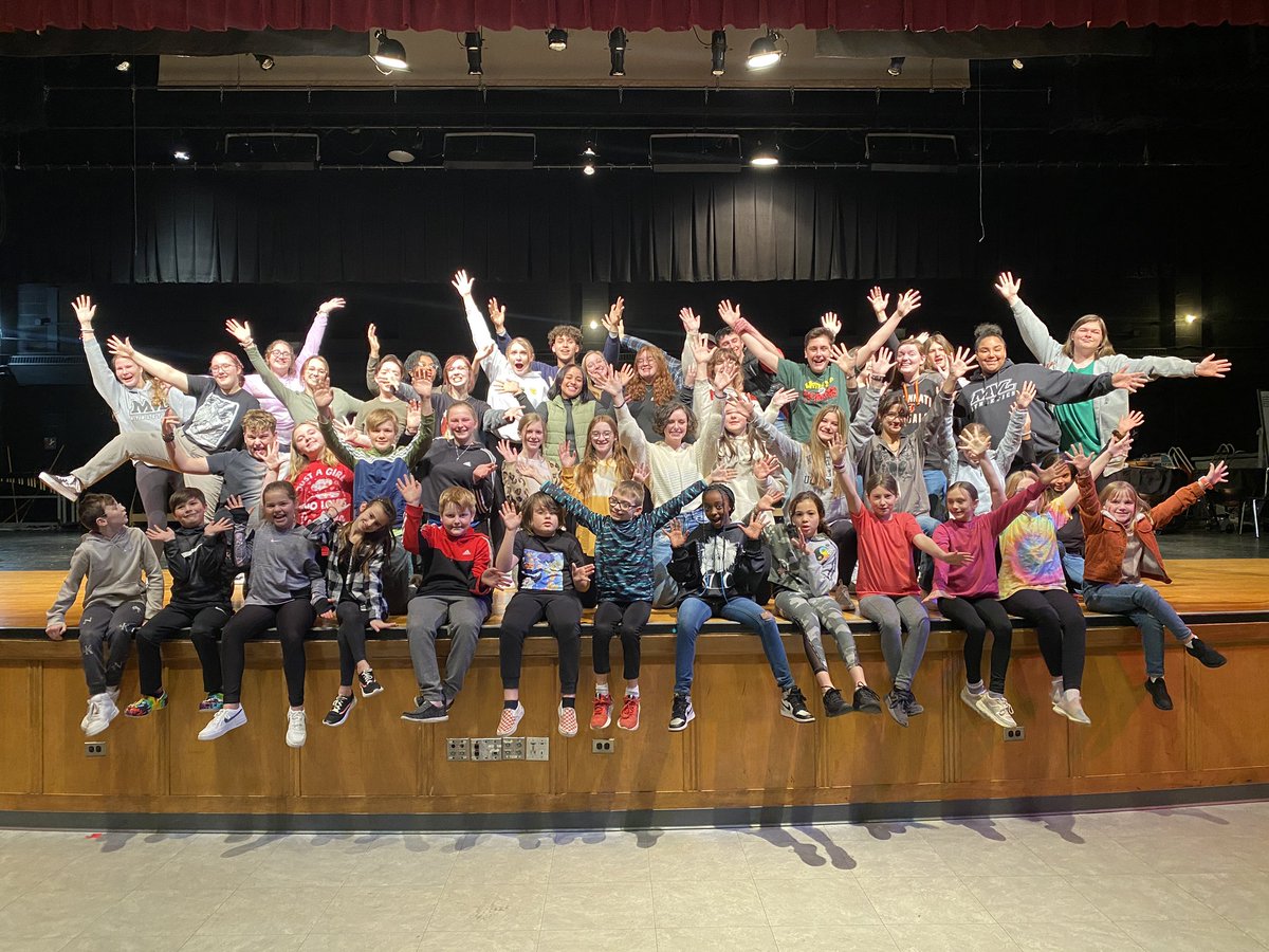 THSMusical's tweet photo. SEUSS!
It was wonderful rehearsing with the whole cast yesterday!

March 24th is fast approaching! https://t.co/wQovY38k5O