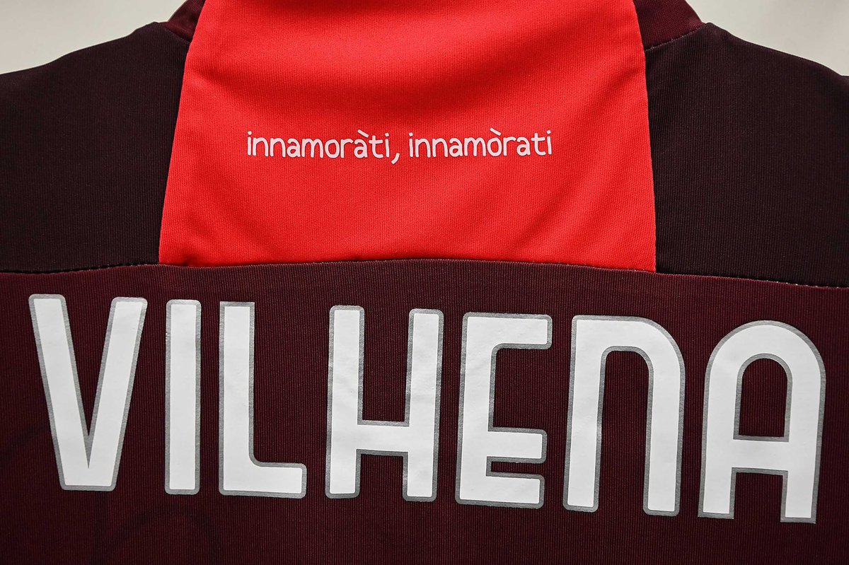 🇱🇻 Tutto pronto per Salernitana - Juventus con la “Valentine’s day shirt” ❤️
#SalernitanaJuventus #macteanimo #forzagranata #salernitana #uss1919