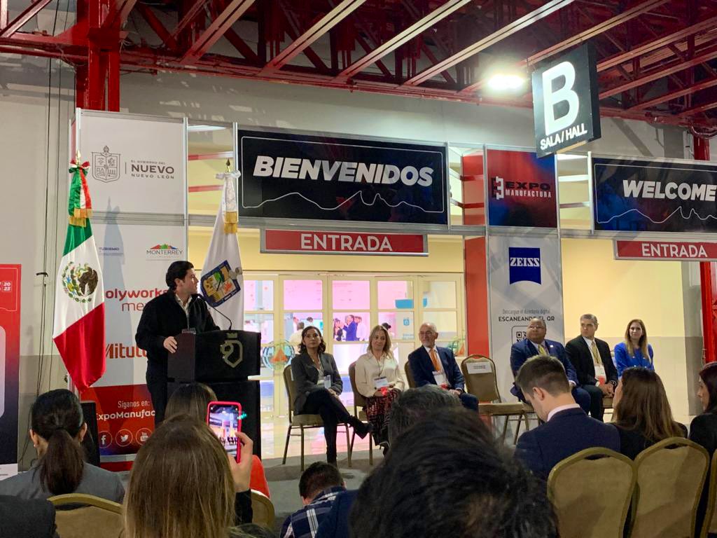 ITAMexico_'s tweet photo. Durante la feria @expomanufactura en Monterrey, Jacopo Borreri de @UCIMU realiza una vista en México y aprovecha por fortalecer las relaciones comerciales Italia-Mexico con el apoyo de @caintra_nl y @ITAtradeagency. 🤝🇮🇹 #MadeInItaly #Manufacturing https://t.co/vdUziR16KF