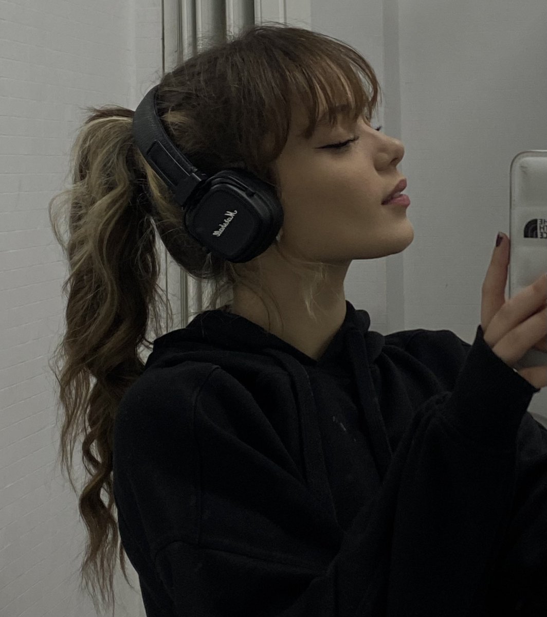 asandraribeiro's tweet photo. side profile https://t.co/bqoQNXADsn