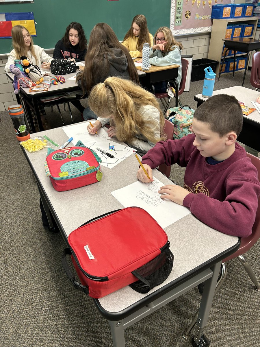 MrsFunai551's tweet photo. Starting our day with a 60 second sketch session! We enjoyed seeing each other’s results!!! @mrsknepp552 https://t.co/FKMrRsYLsg