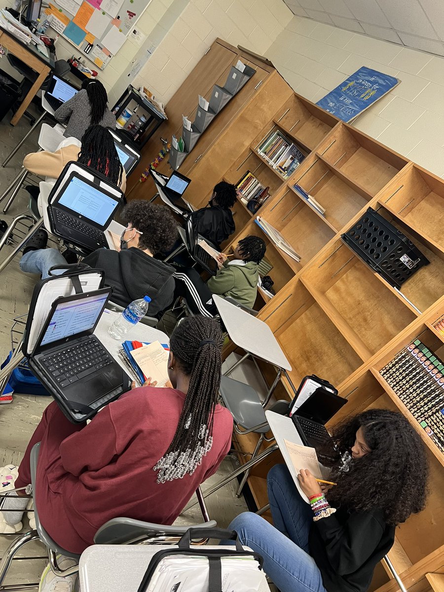 wilkerson_banks's tweet image. Debate carousel @WMSHCS in 7th ELA! #totalparticipationtechniques #90dayplaninaction