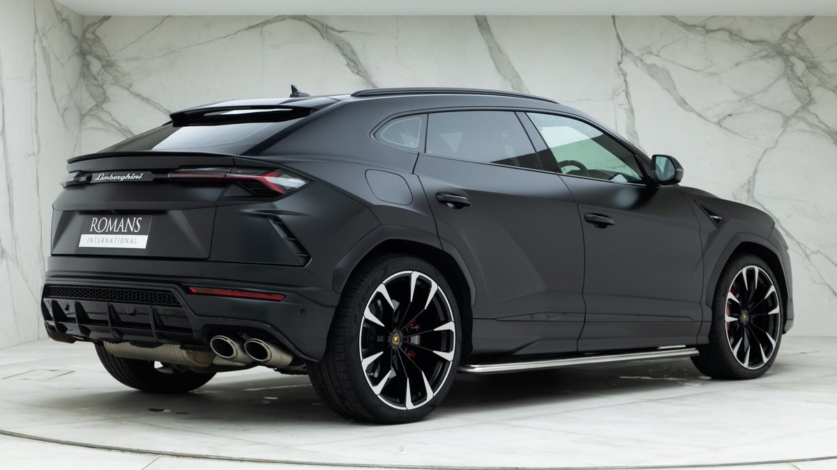 RomansCars's tweet photo. Nero Helene ✅ Matt PPF applied to whole car ✅ Akrapovic Racing Exhaust ✅ Advanced 3D Bang &amp; Olufsen Sound System ✅ Carbon Fibre Kick Plates ✅ Electric Panoramic Roof ✅ &amp; More!

It doesn't get much better than our latest Lamborghini Urus!
#NeroHelene #LamborghiniUrus https://t.co/kbXTwnI4jQ