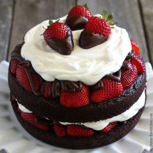 After watching Ignis in the kitchen many, many times.. the huntress thought she would try her hand at a special dessert for his birthday.

A decadent chocolate strawberry shortcake 🍓 

Not only for his birthday, but to also express how much she misses him.

<a href="/SeerofWisdom/">Vampire: Ignis Scientia -parody-</a>