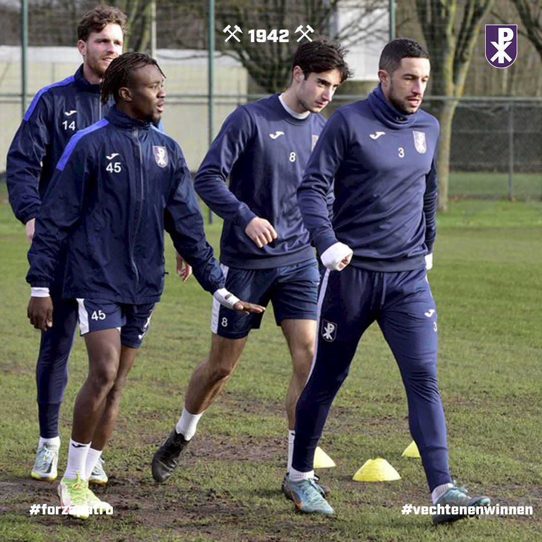 patro_eisden's tweet photo. Op naar de #maasderby! Onze jongens trainen deze week elke dag om 10u30.
Kom jij ons team aanmoedigen? 🔥
Forza Patro 🟣⚪️
#forzapatro
#vechtenenwinnen
#patroeisden https://t.co/kOy6xAQIAm
