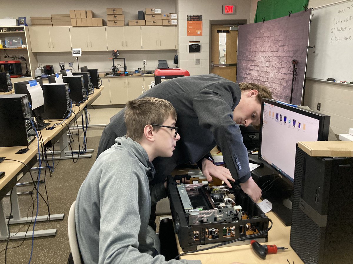 Grit Nine tweet media