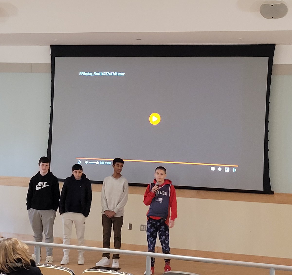 A. Dervisi tweet media