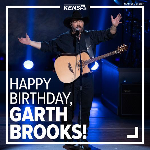 HAPPY BIRTHDAY to Country music legend Garth Brooks, who is 61 years old today.   
