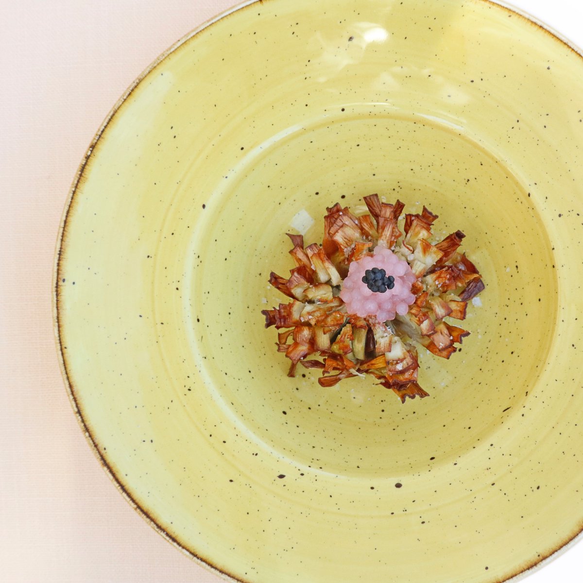 El restaurante Fusion19 está a punto de empezar una nueva temporada, después de recibir su primera estrella Michelin🌟.

<a href="/JavierHoebeeck/">chef javier hoebeeck</a> y su equipo llevan unos meses trabajando en nuevos platos y sabores. Abrirán el 1 de marzo. 

#chefsin #gastronomiabalear #miembroschefsin