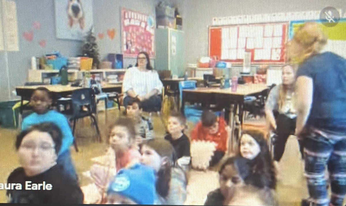 kristadgoulding's tweet image. Huge thank you to @HasanHaiNL for spending time with our students @BishopFeild this morning. Hearing your inspiring words has created so much motivation for #projectkindness with @GatheringNL. #spreadkindnesslikeconfetti