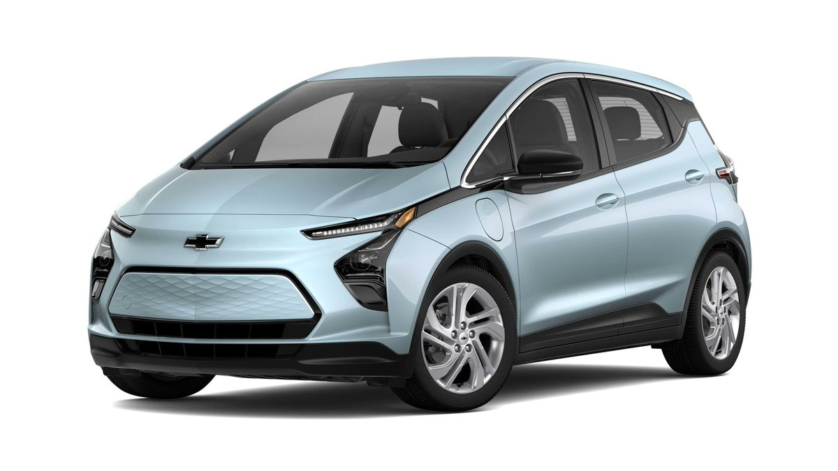 SawyerMerritt's tweet photo. You can get a brand new 2023 Chevy Bolt in Oregon for as little as $12,495 (after incentives). Pretty crazy https://t.co/agzenXfk6a