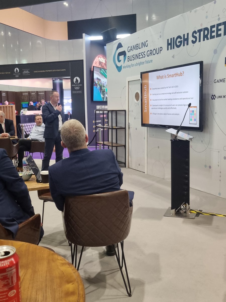 ihlhub's tweet photo. Fantastic first day at ICE Today, great to speak some of our customers.
Come see us tomorrow at S10-130.
 #ICE23 #ICELONDON2023 #IHL #SmartHub #GBG #HighStreetHub https://t.co/bjE0gBItqT