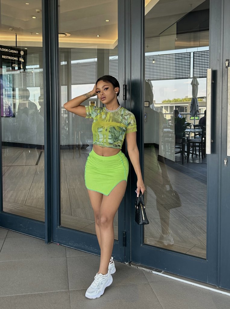 drihanna_dm's tweet image. she kno she bad 🦋