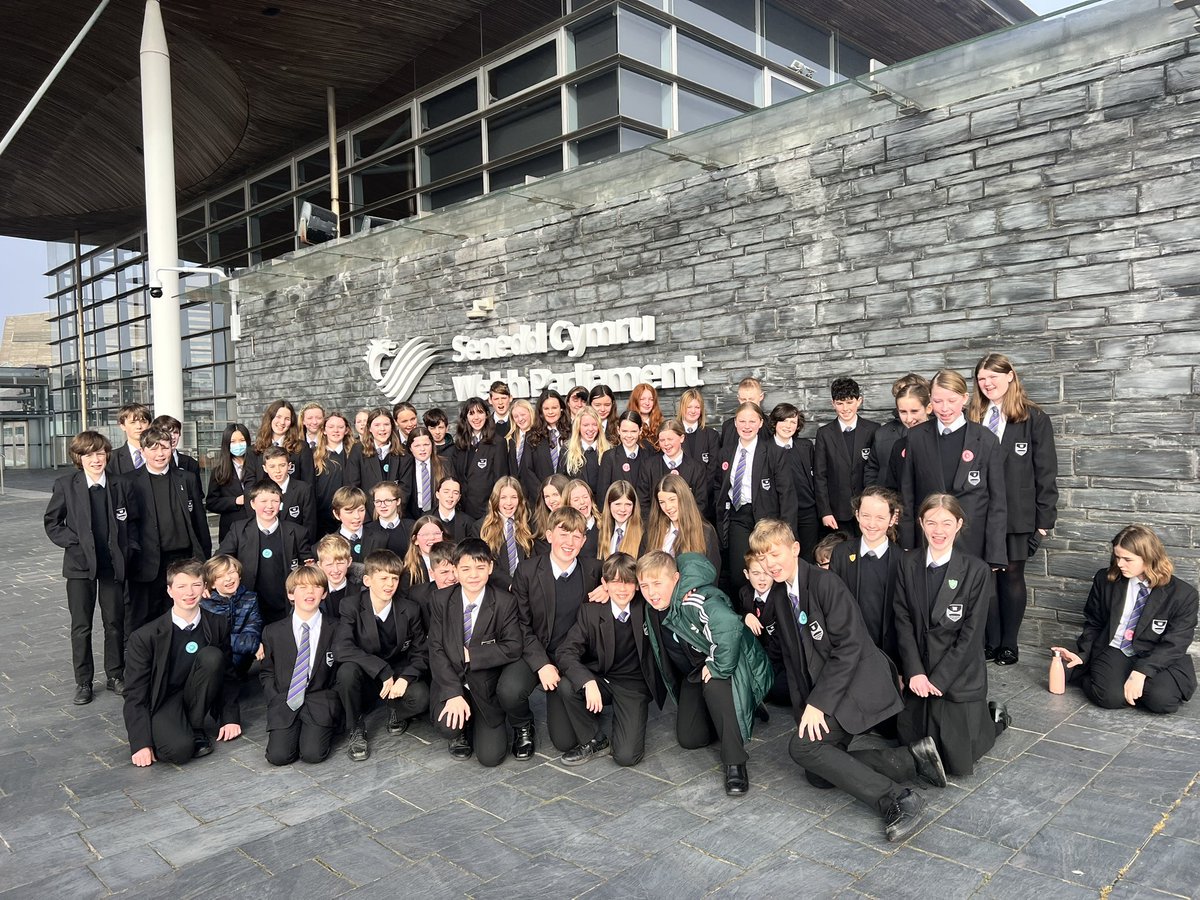 chephumanities's tweet photo. Fantastic visit to the Senedd today with half of the Year 7 cohort. We even had the opportunity to meet our MS @PeterFox61. The students tomorrow will also enjoy seeing the chamber and having their own debate #PoliticsToday @7Chepstow @chepstowschool https://t.co/c3qJBdfWuw
