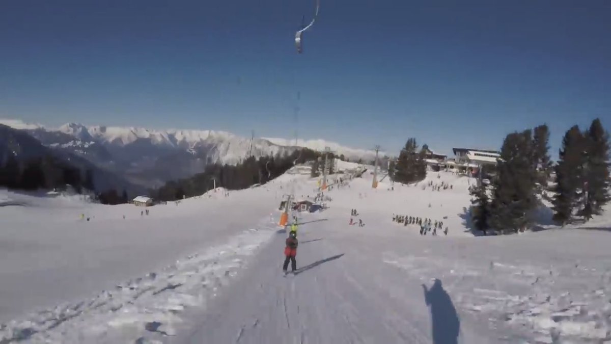 AttenboroughSc1's tweet photo. A brilliant week for our KS2 learners who have hit the slopes this week! Showing determination, resilience and great ambition whilst learning to ski 🎿 https://t.co/pbQAn4uBwa