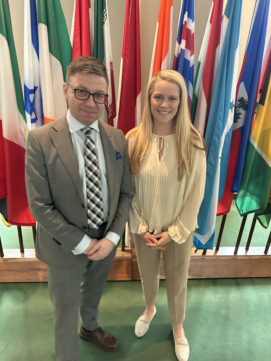 Pleasure meeting with <a href="/UNICEF/">UNICEF</a>Island 🇮🇸 board chairperson @EddaHermannsdottir on the margins of the @UNICEF Executive Board. Discussed the vital role of National Committees in fundraising and delivering results #ForEveryChild