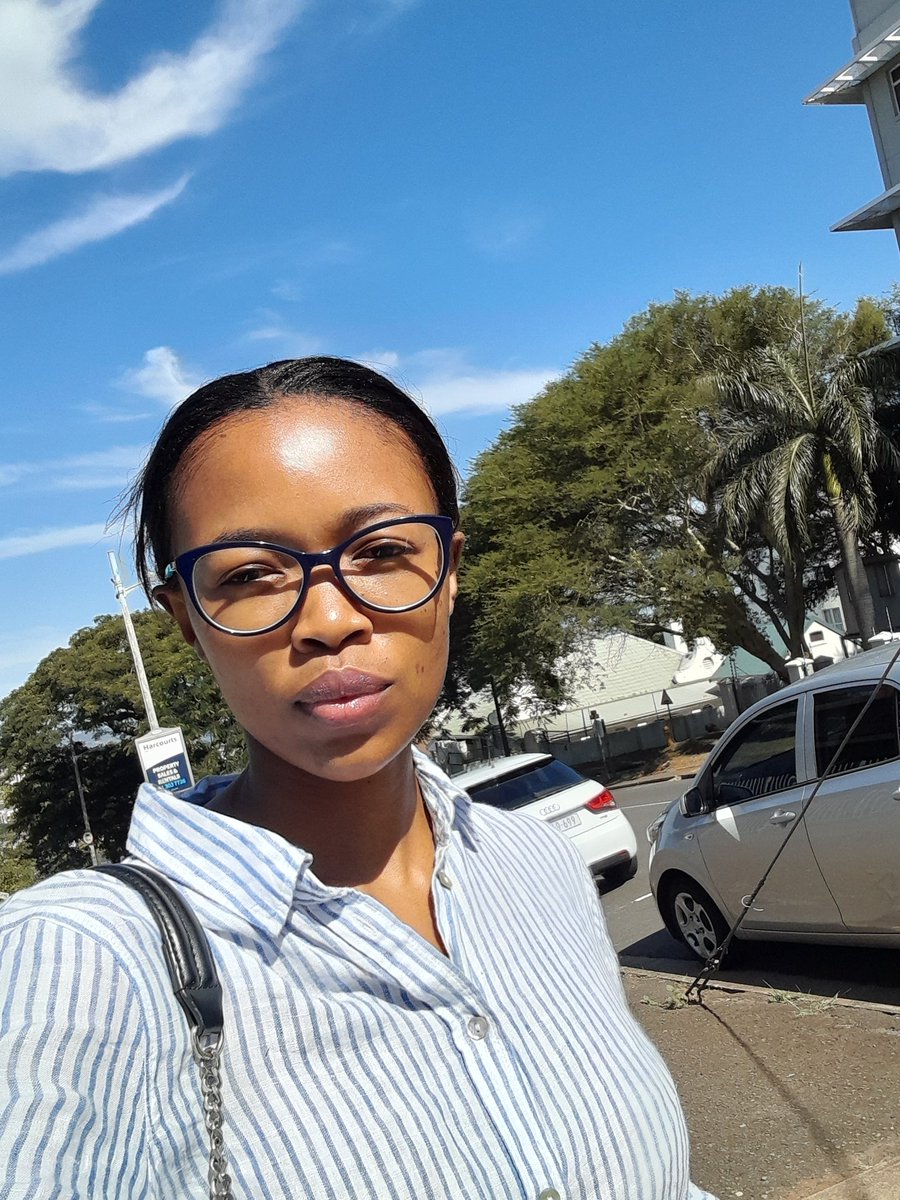 Bonita_Mjoli's tweet image. After my chiropractor visit. Alignment looks good on me. #GoodStanding