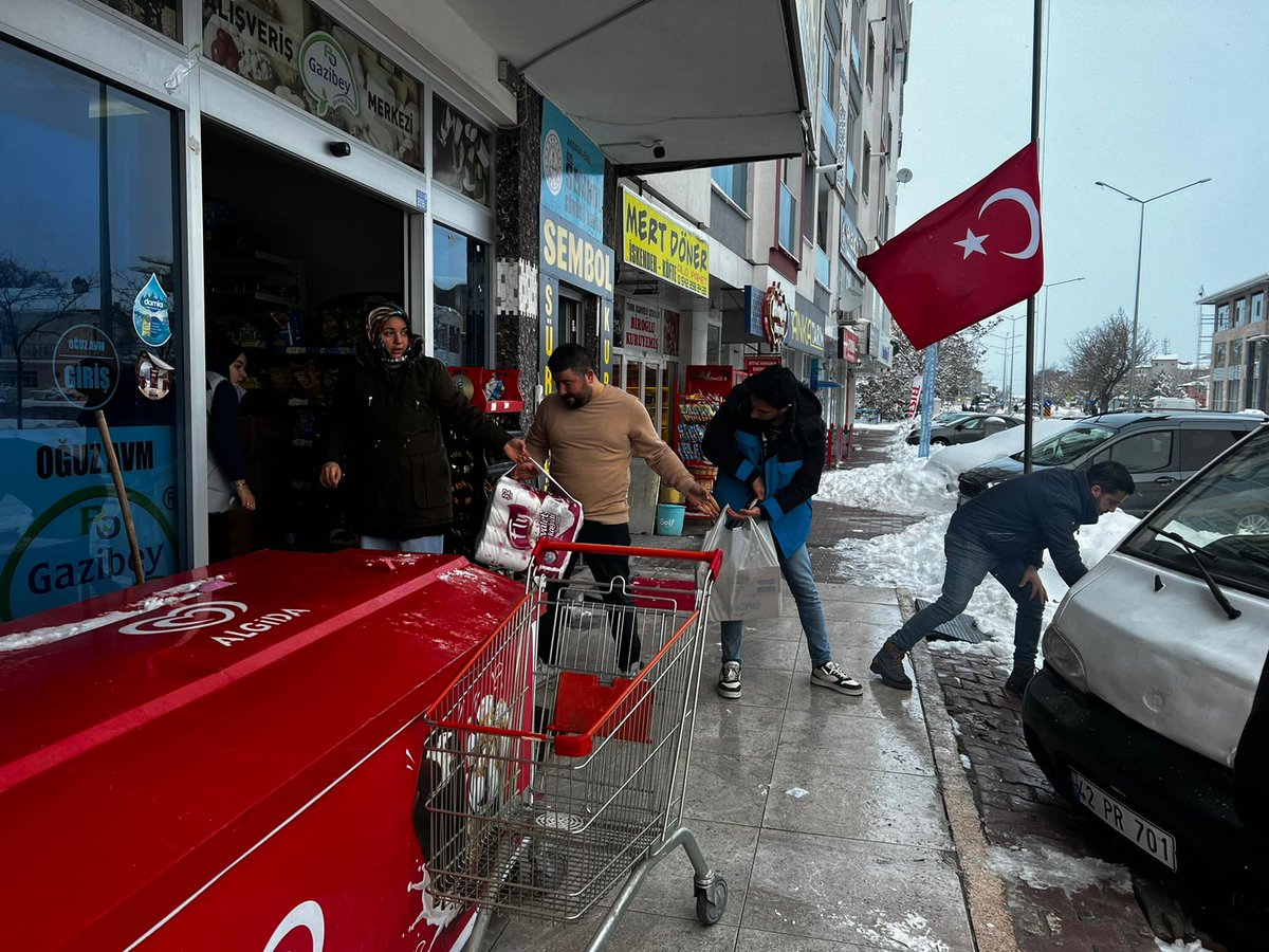 Bugün Hatay, yarın Adıyaman inşallah. Allah hepinizden razı olsun.