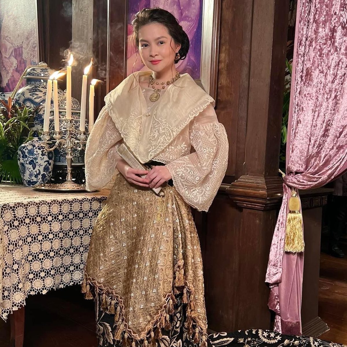 M4RISTAYLOR's tweet photo. maria clara at ibarra x i love you since 1892 

🫶 https://t.co/B2isEplfeX