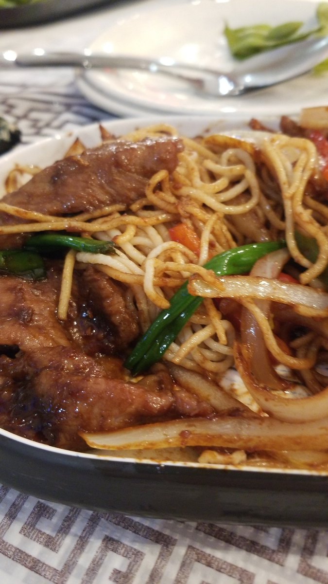 ctlphillips's tweet image. Delicious Mongolian Beef with noodles at #NoodlesandDumplings on El Camino Real in Clear Lake,  TX
