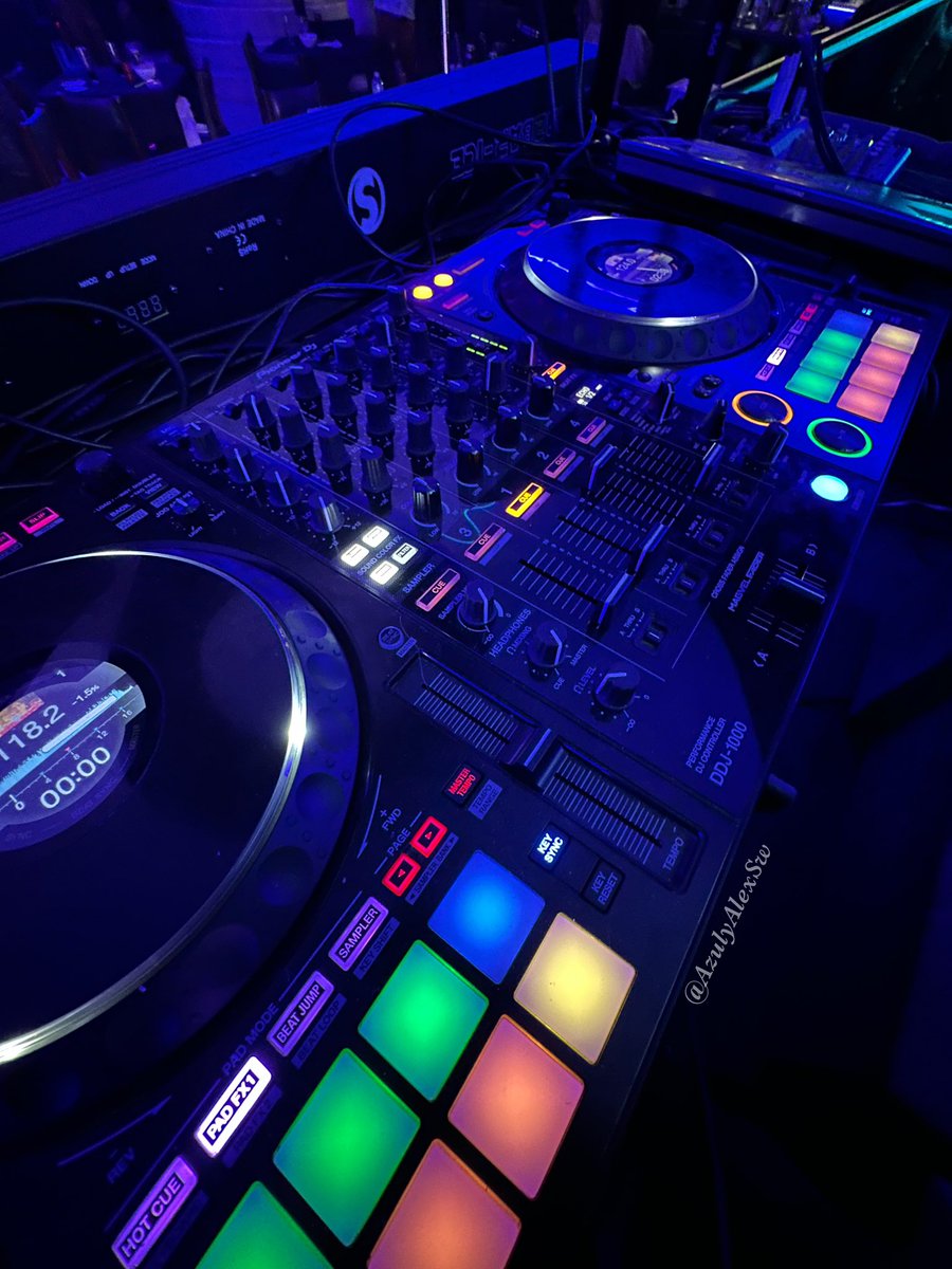 Azul ❤️ Alex (@azulyalexsw) on Twitter photo Después de un gran fin de semana queremos agradecer a todos nuestros amigos, parejas asistentes y a <a href="/ElMejorClubSW/">CLUB SW</a> <a href="/neonswclub/">CLUB NEON SW</a> por la gran fiesta que armamos el viernes! 🥳🎧🎶
Nos vemos en la próxima ❤️☺️
<a href="/sexyguess2/">Sexy Guess</a> <a href="/cj_swinger22/">Nicole & Jack</a> <a href="/LupitoBarbonDJ/">DJ Lupito Barbón 👽</a> Después de un gran fin de semana queremos agradecer a todos nuestros amigos, parejas asistentes y a <a href="/ElMejorClubSW/">CLUB SW</a> <a href="/neonswclub/">CLUB NEON SW</a> por la gran fiesta que armamos el viernes! 🥳🎧🎶
Nos vemos en la próxima ❤️☺️
<a href="/sexyguess2/">Sexy Guess</a> <a href="/cj_swinger22/">Nicole & Jack</a> <a href="/LupitoBarbonDJ/">DJ Lupito Barbón 👽</a>