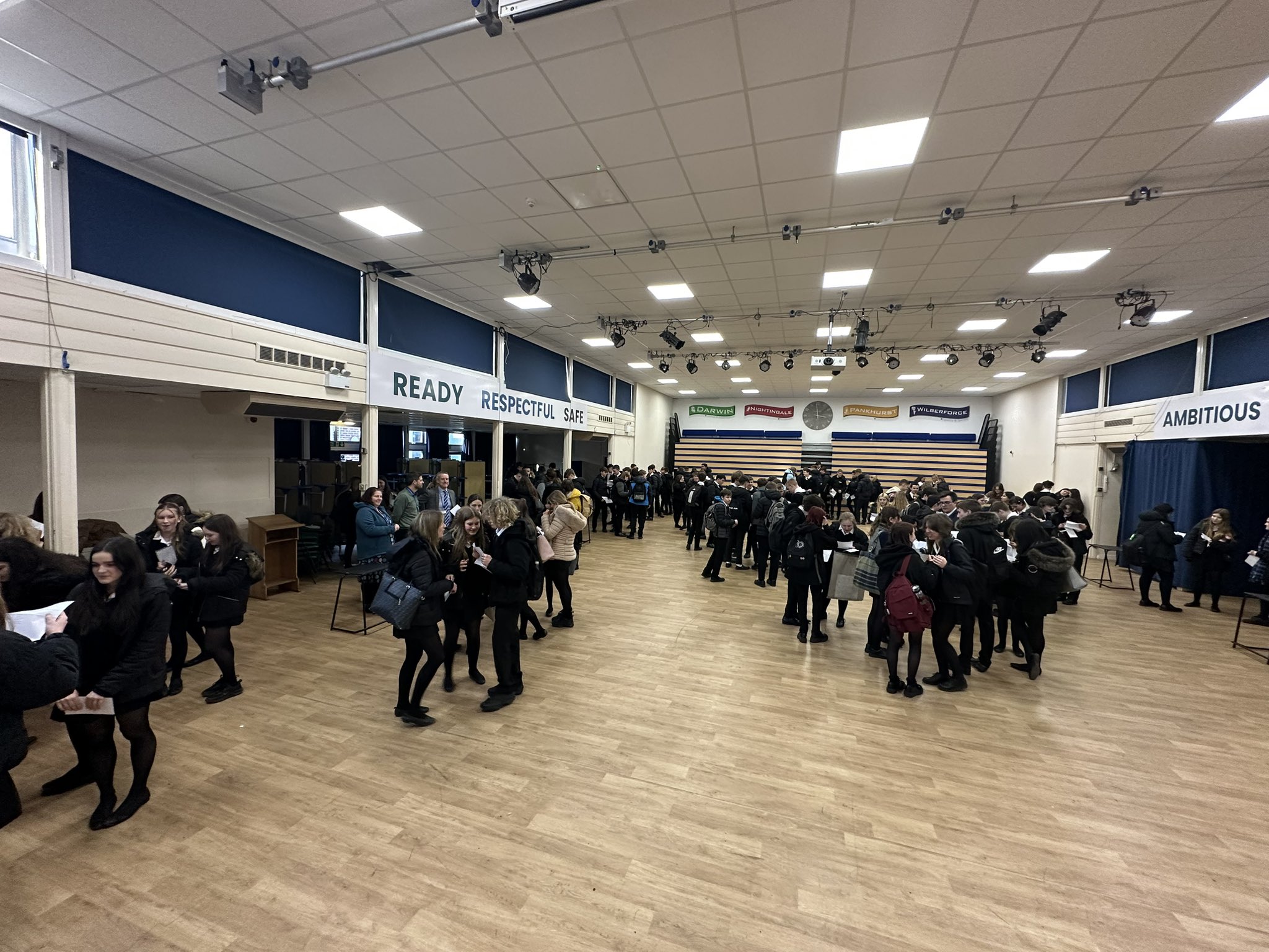 yateley-school-on-twitter-superb-reaction-from-our-y11s-today-in