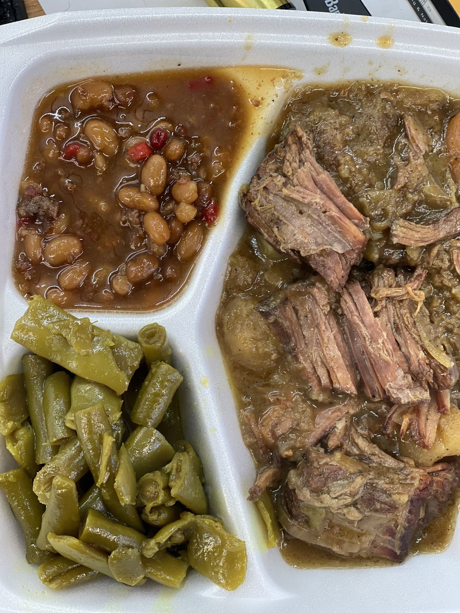 spotlight_cafe_'s tweet photo. Lunch Special today.. You can pick your own sides. https://t.co/M4udqqnob9