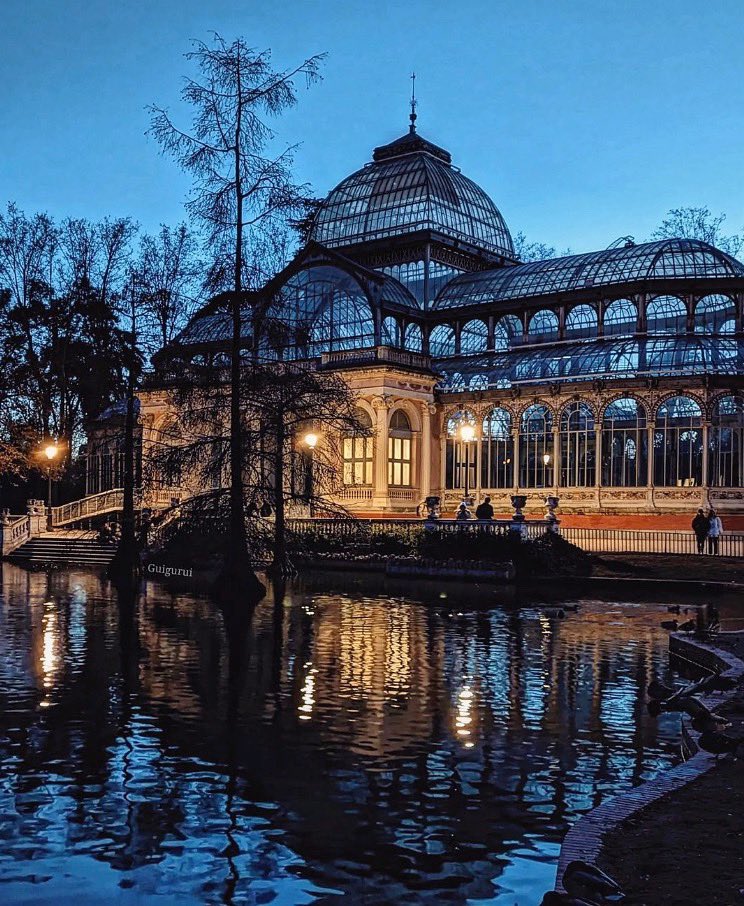 Una de las grandes joyas de Madrid…✨

📸@guigurui