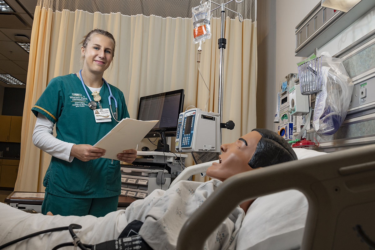 WrightStateNews's tweet photo. Michelle Rings, a senior nursing major at Wright State, turned a summer internship into her first nursing job at the Cleveland Clinic after she graduates this spring https://t.co/X7n7eRr44r https://t.co/OweaDxF3Wg