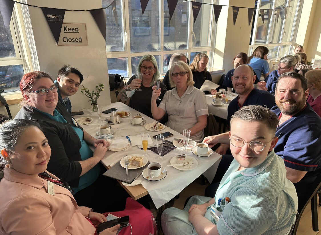 Great buzz at the medicine division people awards nomination celebrations today….afternoon tea, 0% fizz, quiz, gift’s & certificates, all to recognise our amazing people & teams @tsfbelle @LudickZena @HHFTnhs @SimoneH2020 @kevinha30595728