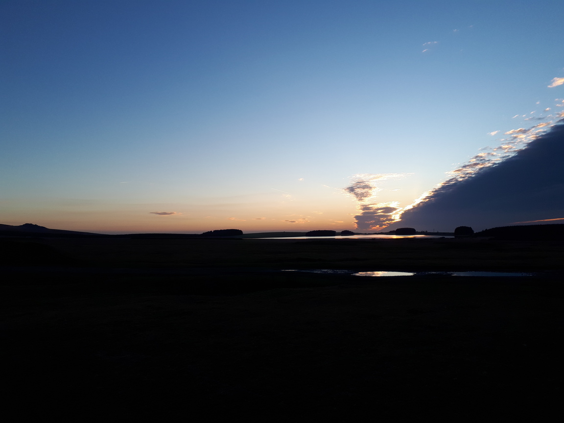 DavidstowInfo's tweet photo. Plus a few #sunset stills, including #Crowdy Reservoir, #BronnWennili/#BrownWilly and #TorrGarow/#Roughtor
2/3 https://t.co/hwQXO4dKCj