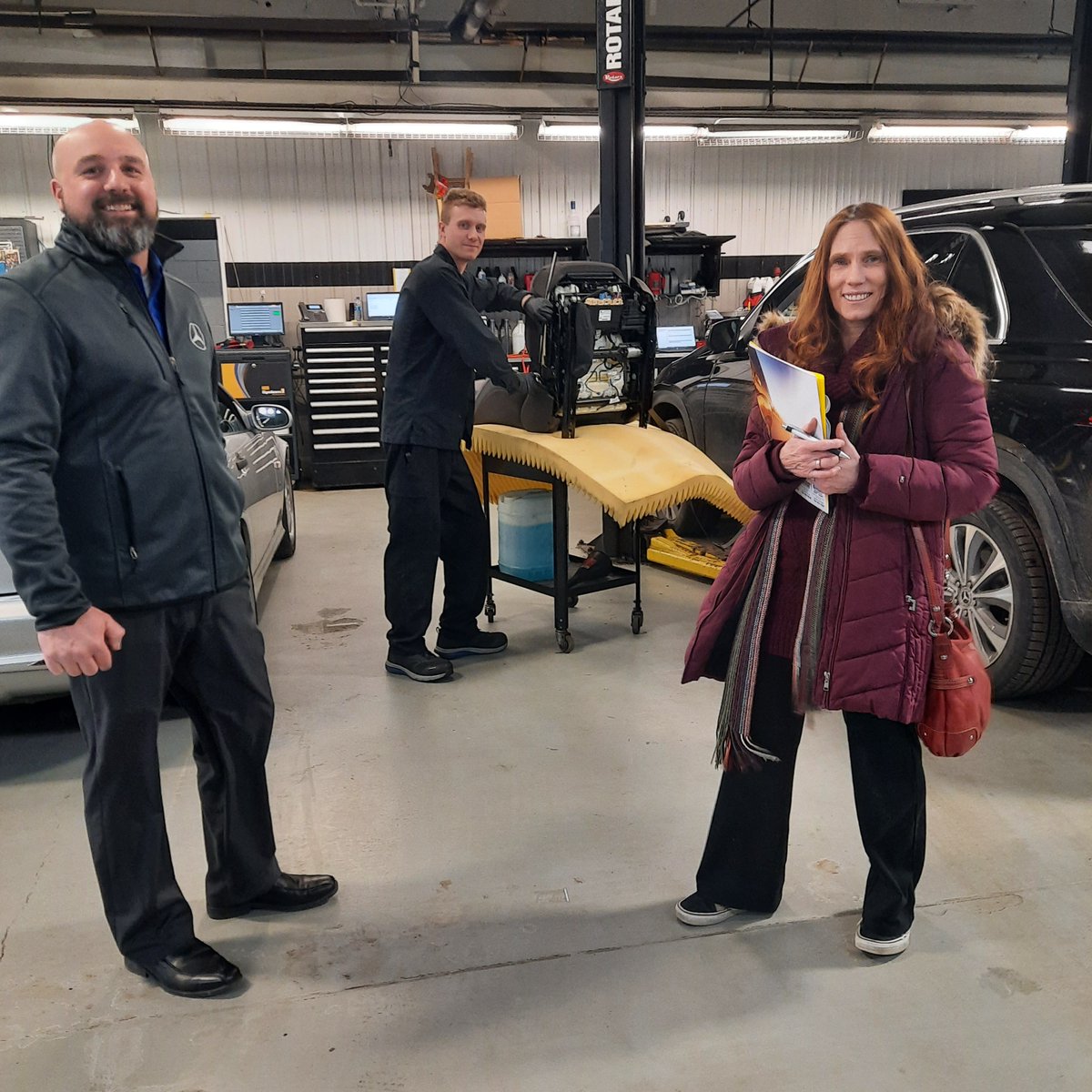 WestFayWIB's tweet image. Mount Pleasant Area and @SdSouthmoreland educators spent their TIW job shadowing with @SmailAutoGroup where they learn more about the company’s different departments, employees, and work they do for local students. 

See what educators had to say here ➡️ bit.ly/3I684vr