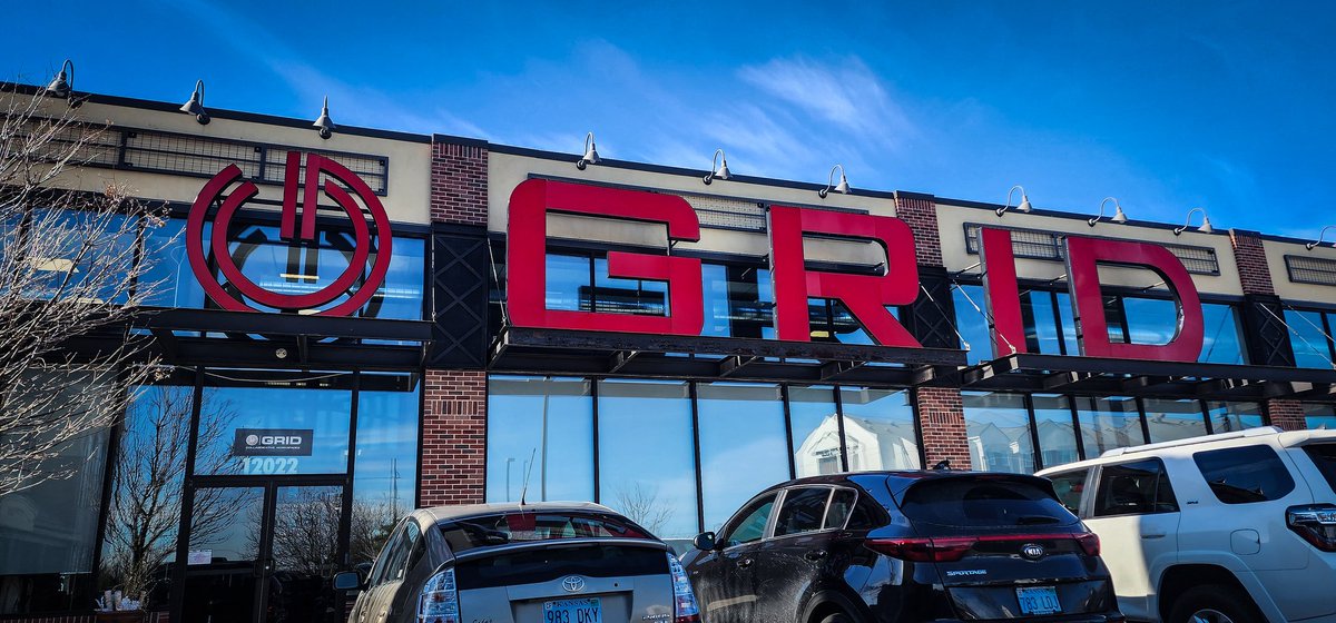 LegendTell's tweet image. It all starts tonight at 6 p.m. We are ready, but is @TheBloxOfficial ready for Legend Tell?  

#legendtell #Automotive #database