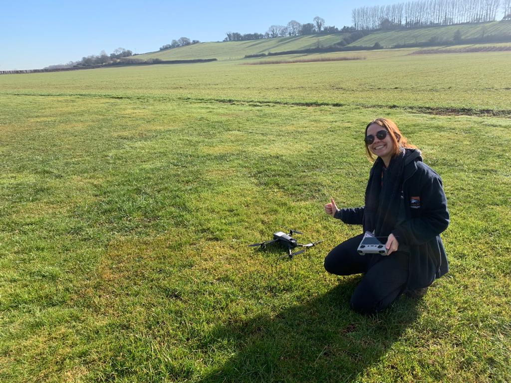 Absolute cracker of a day learning how to fly! Baby steps so far 😊 Excited to use this new skill in the field this summer! Feeling very lucky I get to use this technology as a part of my PhD! Many thanks to @SimonJAllen1 for the wisdom @ResearchDolphin