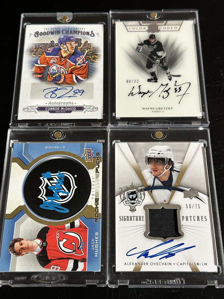 danvincent78's tweet photo. Night 2 of the Mega Hockey Card only Stack Sale is tonight! Starts up at 8:30pm EST with low end and works up to very high end. Are you ready for the start of the main event? Freebies/giveaways and combined shipping throughout. Should be a blast! Hope you tune in and hang out! https://t.co/qwSMccUggS