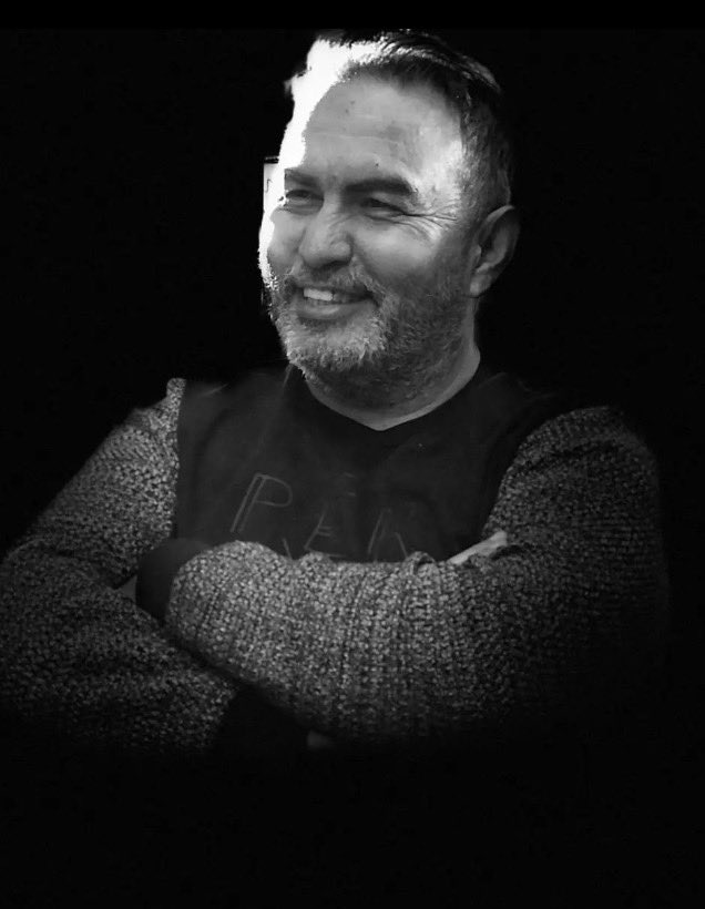 Cebrail mah. Cumhuriyet cad selvi apartmanı 50/1 Antakya/Hatay

Arkadaşım Okul Öncesi Öğretmeni Emine Akgül ailesiyle (İsmail Akgül, Elif Akgül) beraber enkaz altında. Apartmanlarında şebekoğlu ve çinçin ailesi de var. 
Lütfen yardım edin. 
Binadan ses geliyor. 

#özgürdemirtaş