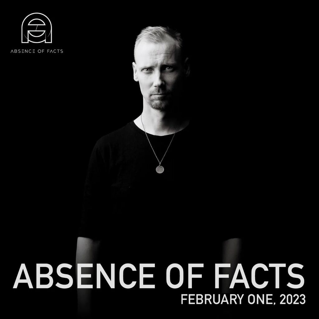juska's tweet photo. Back in studio after last week's excursion to Rovaniemi. ❄️ Happy to share this week's funky &amp; jackin' selection of my current favorites. Full recording on SoundCloud. ⚒️⚒️ https://t.co/sAS7IFM6OR https://t.co/SpjNg2y76m