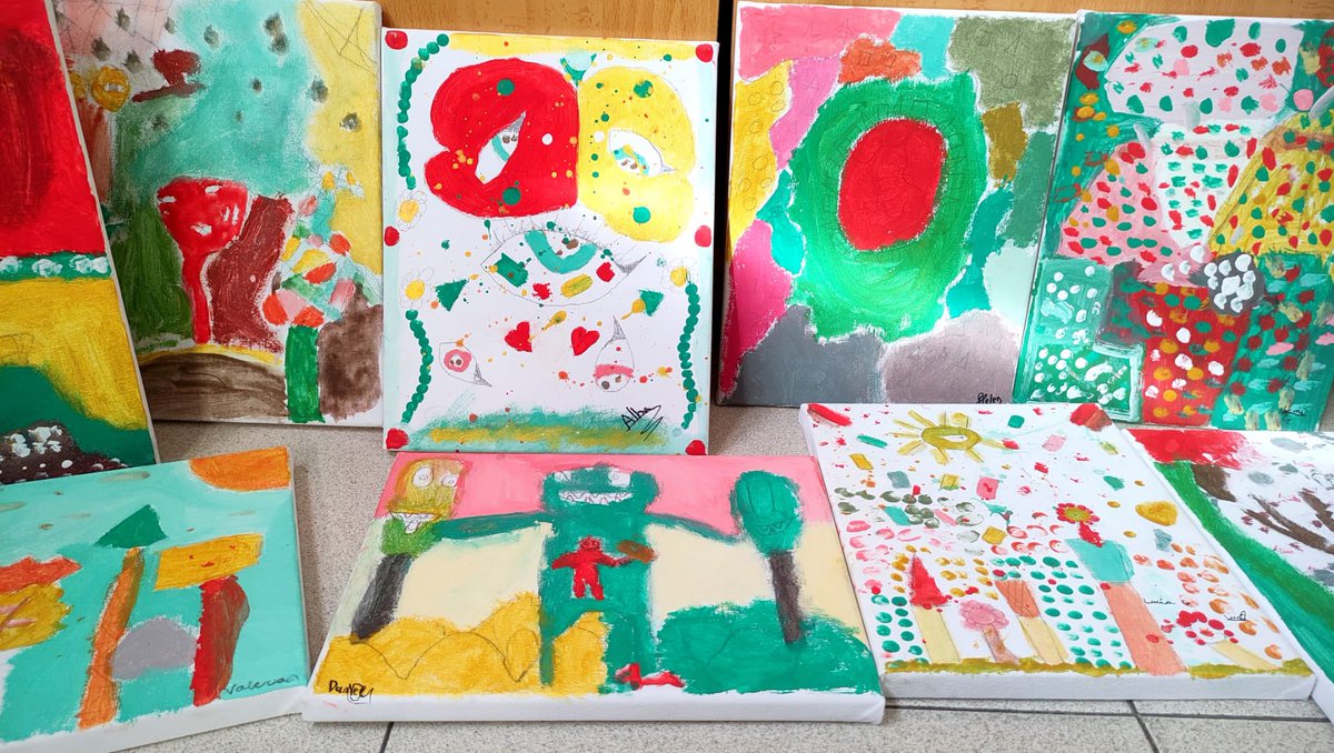 Los alumnos de 4°E.P han creado estas maravillosas obras abstractas dónde representan sus emociones y sentimientos. #ArtsandCraft #somosasuncion