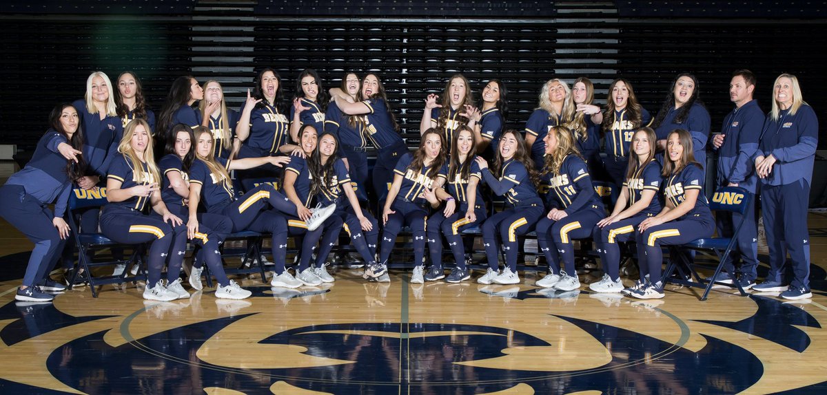 DedeannPH1's tweet photo. We’re 3 days away from game day and couldn’t be more excited to take on this season with an amazing group of people! #VamosOsos 🐻 @UNC_BearsSB https://t.co/w2y0cCG7ba