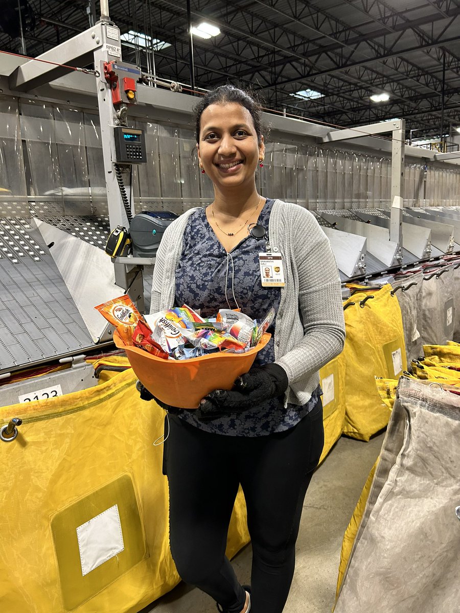 DFW Day Hub (@hubdfw) on Twitter photo Safety blitz 📣 in small sort and Secondary sort over look before stepping! <a href="/DfwUps/">DFW UPS</a> <a href="/0d2e89c63a4b4d2/">The Planterizer (Jo Ann Johnson)</a> <a href="/hill_deryl/">Deryl Hill</a> <a href="/joeboyleups/">Joe Boyle</a> <a href="/SueLisemby/">S. Lisemby @#RGRLVR</a> <a href="/SKenneke/">Steven Kenneke</a> Safety blitz 📣 in small sort and Secondary sort over look before stepping! <a href="/DfwUps/">DFW UPS</a> <a href="/0d2e89c63a4b4d2/">The Planterizer (Jo Ann Johnson)</a> <a href="/hill_deryl/">Deryl Hill</a> <a href="/joeboyleups/">Joe Boyle</a> <a href="/SueLisemby/">S. Lisemby @#RGRLVR</a> <a href="/SKenneke/">Steven Kenneke</a>