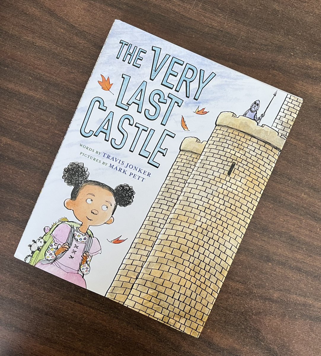I was thrilled to receive “The Very Last Castle” in the mail today!  My grade three class will enjoy this book about overcoming fear of the unknown, trying new things and reaching out to make new friends.  Thank you for choosing me as a prize winner!  <a href="/TVDSBLiteracy/">TVDSBLiteracy</a> <a href="/HSolway/">Heidi Solway 🇨🇦🏴󠁧󠁢󠁥󠁮󠁧󠁿</a>