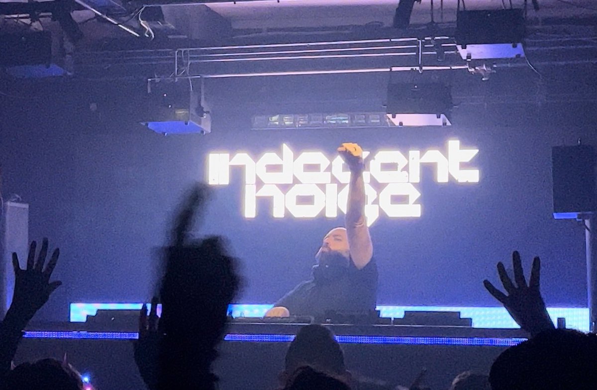 alpha5design's tweet image. Love seeing our clients with branding that stands the test of times. Over 15+ years and still crisp and clean @IndecentNoise