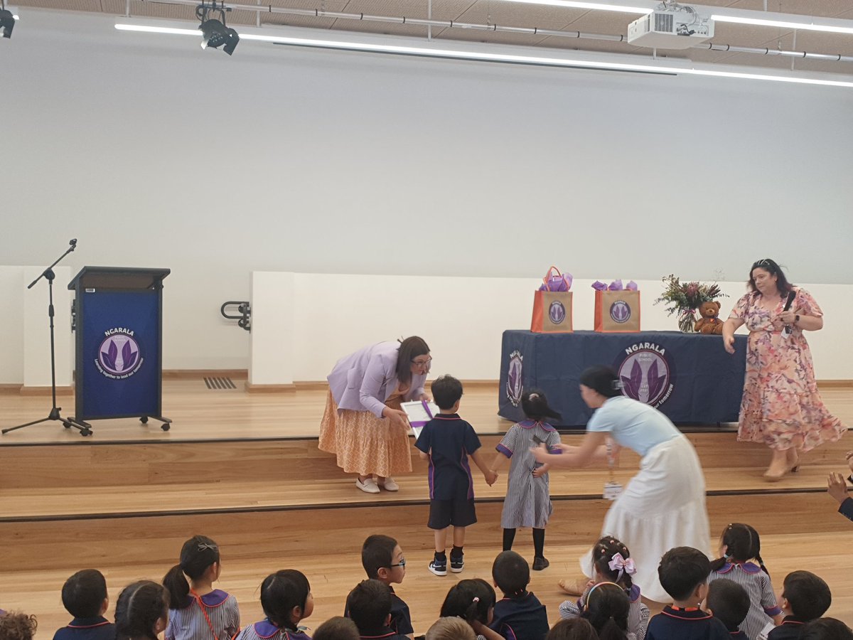 The Hon. Sarah Mitchell, Minister for Education, has officially opened Ngarala PS with the help of our Kindergarten students #Ngarala #Carlingford