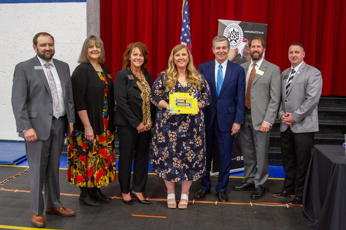 What an honor it was to host @nc_governor at B. Everett Jordan Elementary today to sign a proclamation declaring this week #NSCW in North Carolina and to speak with local leaders on the important work school counselors are doing across the state and nation✨