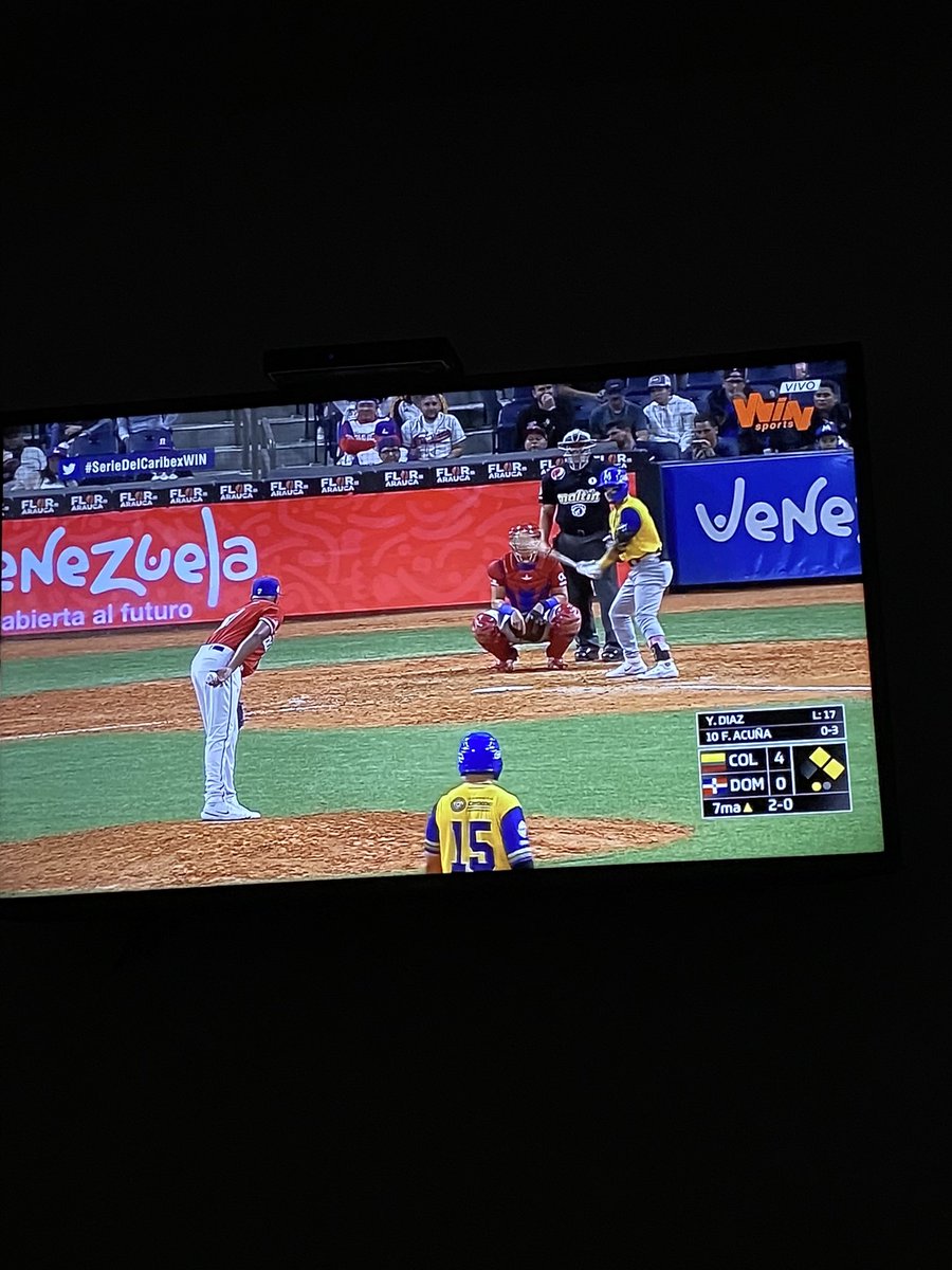 RafaHermosilla1's tweet photo. Apoyando a Vaqueros desde la tierra de ensueño #SerieDelCaribexWin https://t.co/ezm8C0ySOB