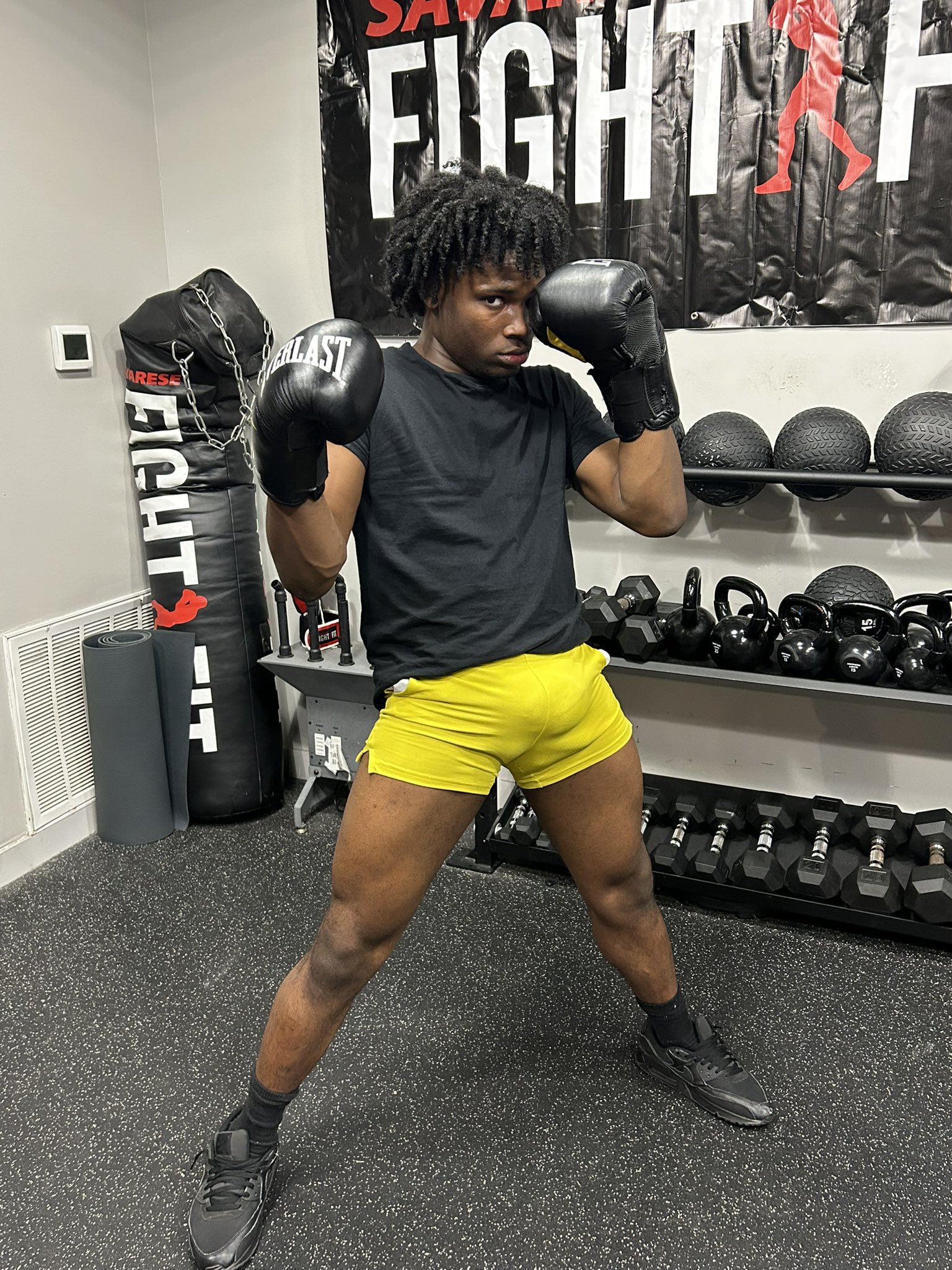 Kanel on Twitter: “Lemme know who i should box 🥊💀 https://t.co