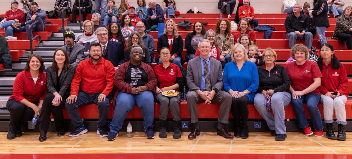 Today, during halftime of the women's basketball game, we celebrated the successful completion of our "100 Ways in 100 Days" campaign.  Thanks go out to my terrific colleagues, who helped improve IU Kokomo in 100 Ways in 100 Days! iuk.edu/chancellor/100… #myiuk